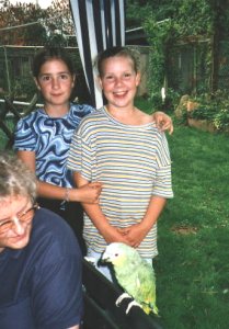 Elena, Bernadette und Sarah